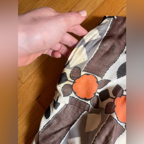 50s Vintage Fit and Flare Sundress with Pleated Skirt - Picture 4 of 8